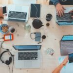 Pourquoi un site web ne se met pas à jour automatiquement et quels risques cela comporte
